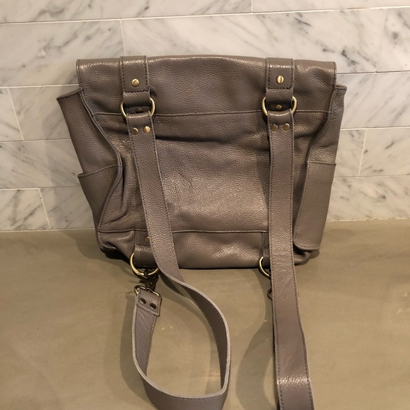 VereVerto Gray Leather convertible backpack - Picture 3 of 3
